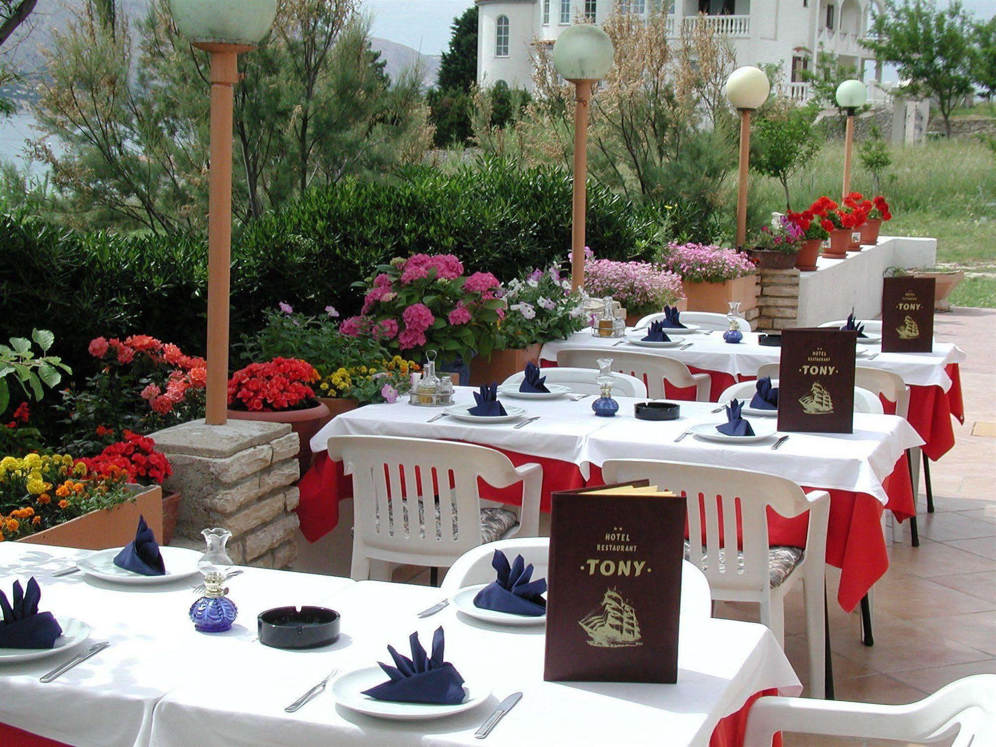 Hotel Tony Pag Town Restoran fotoğraf