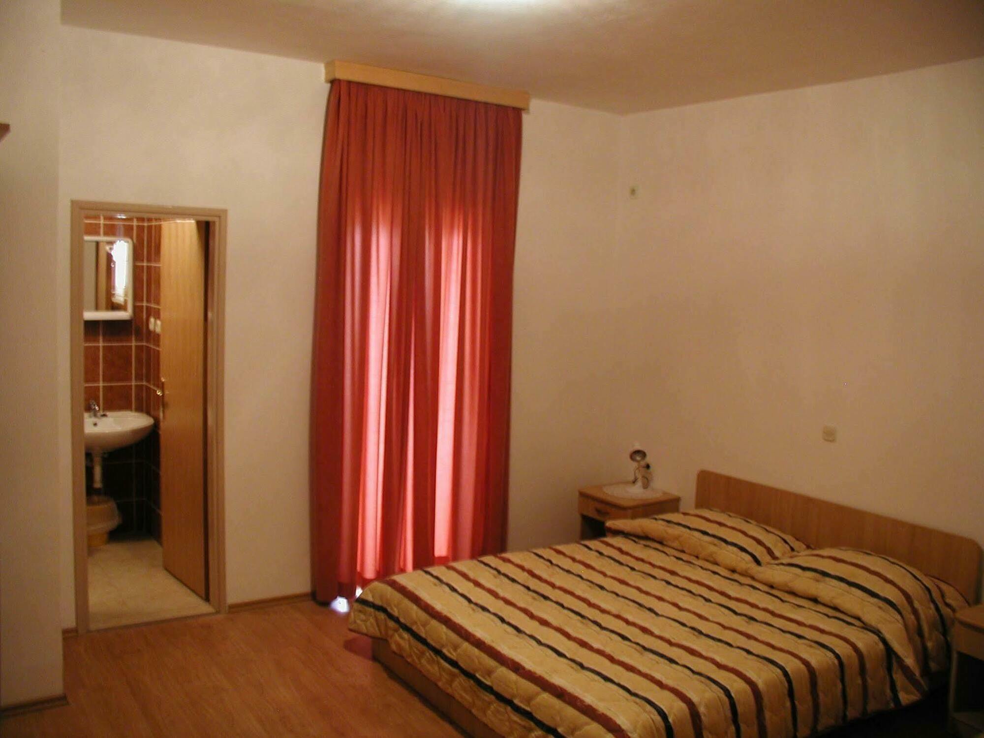 Hotel Tony Pag Town Oda fotoğraf
